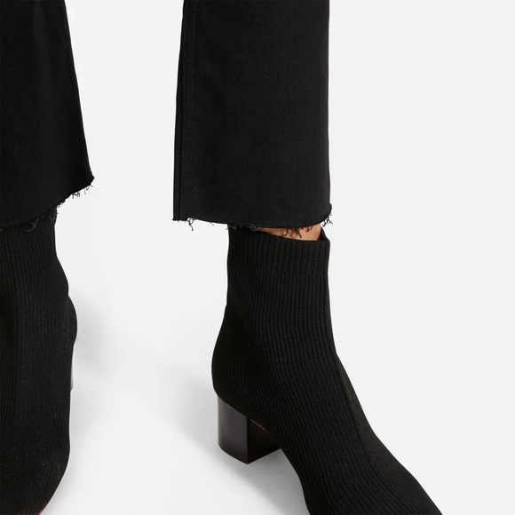 *SOLD* Everlane Kick Crop Jean Black Size 26 - Picture 2 of 6